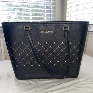 Large, black Michael Kor’s Bag